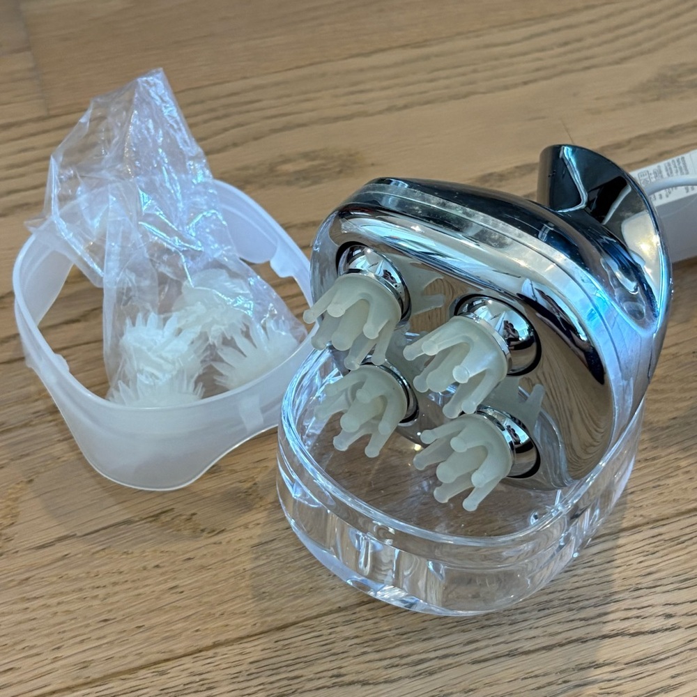 Refa Japan Scalp Massager